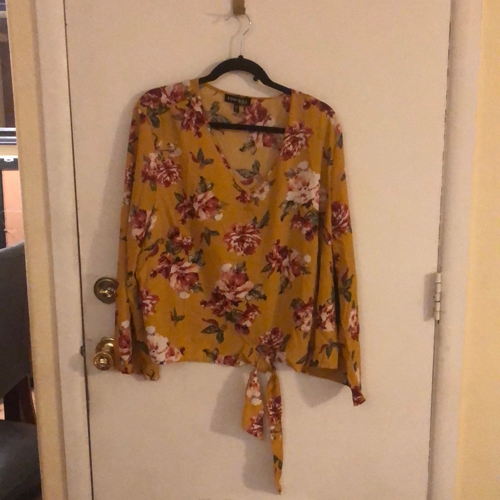 Adorable Plus Neck Front Tie  Top